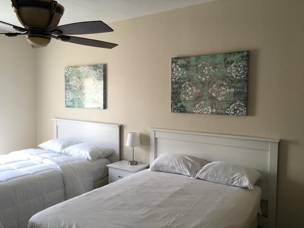 Hotel Burgess Reedley Eksteriør billede