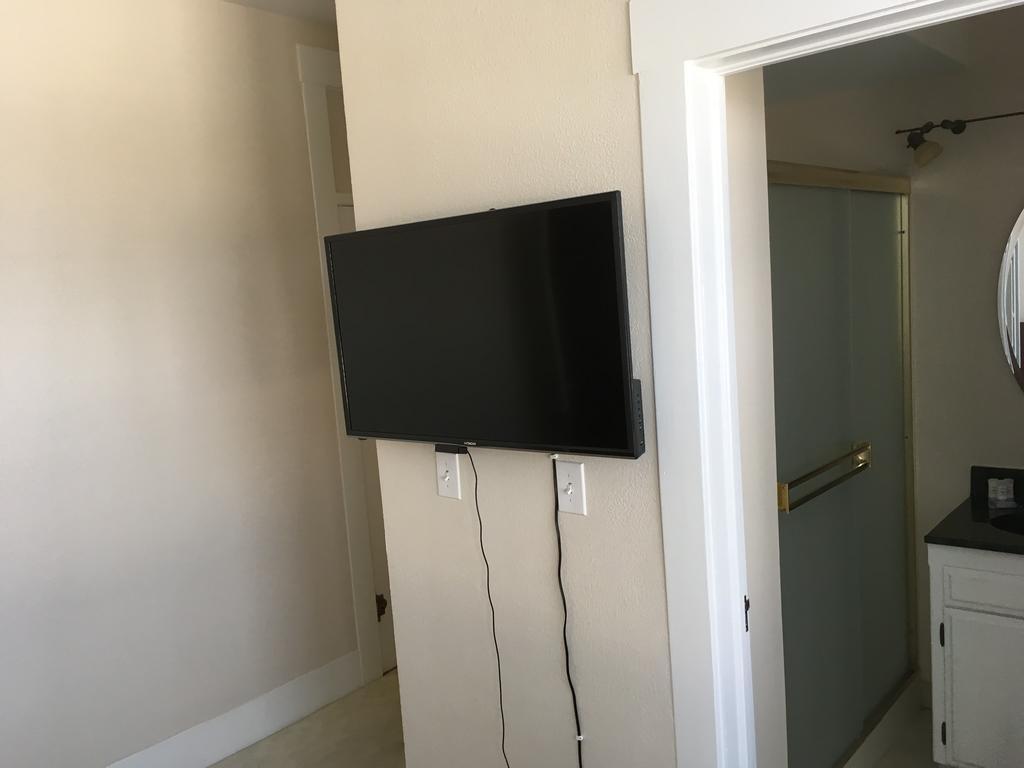 Hotel Burgess Reedley Eksteriør billede