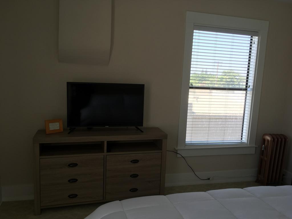 Hotel Burgess Reedley Eksteriør billede